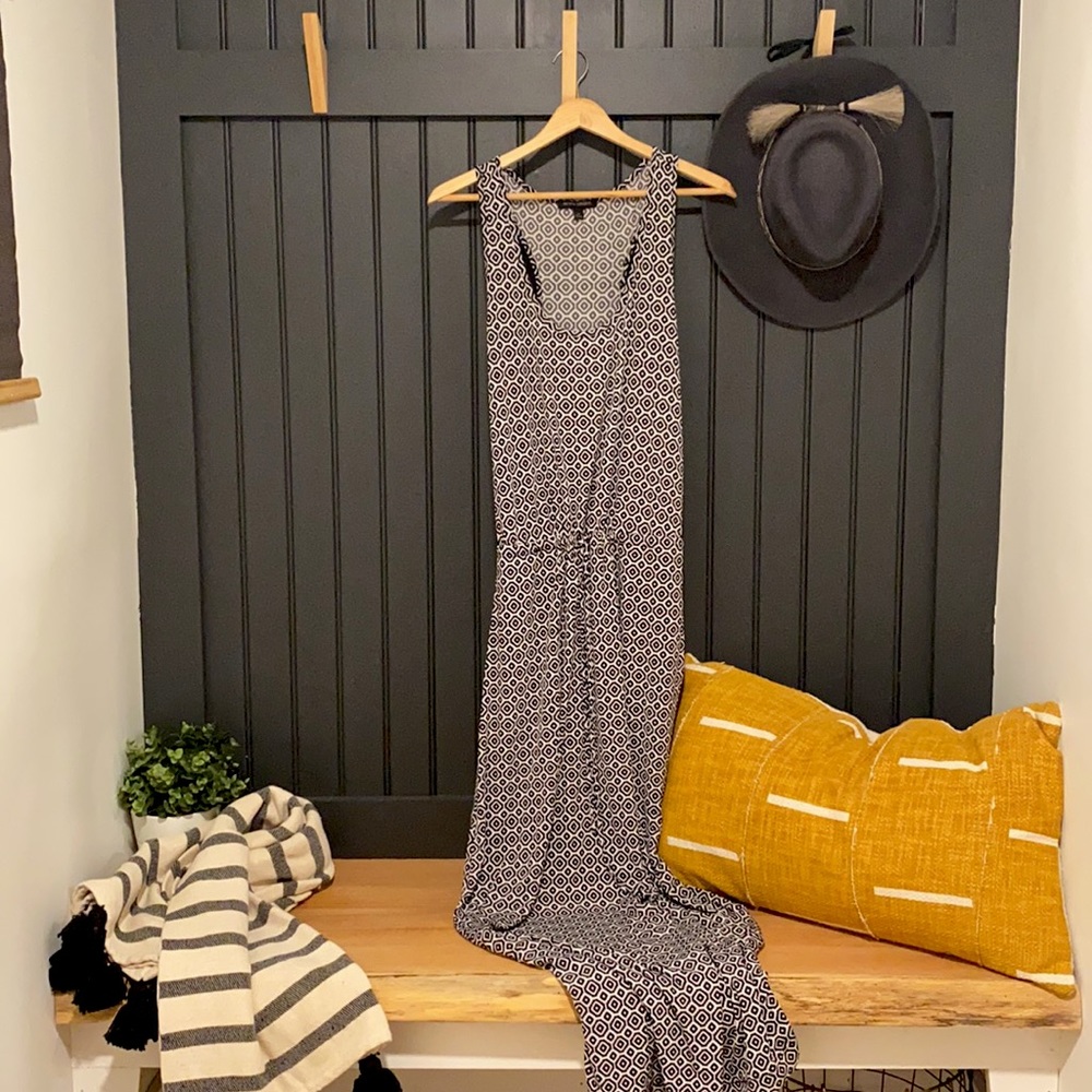 SOLD🪷🪷Banana Republic Maxi Dress